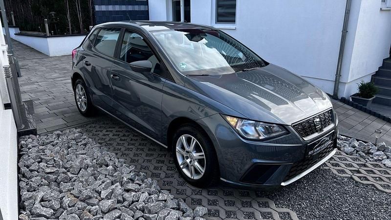 Gebraucht Seat Ibiza Reference 75 PS (55 kW) 2018 Grau Kleinwagen