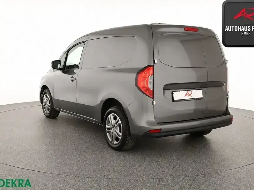 Gebraucht Mercedes Citan 110 95 PS (69 kW) 2023 Arktikweiss Van / Kleinbus