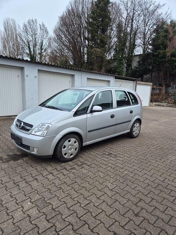 Gebraucht Opel Meriva Cosmo 101 PS (74 kW) 2004 Silber Van / Kleinbus