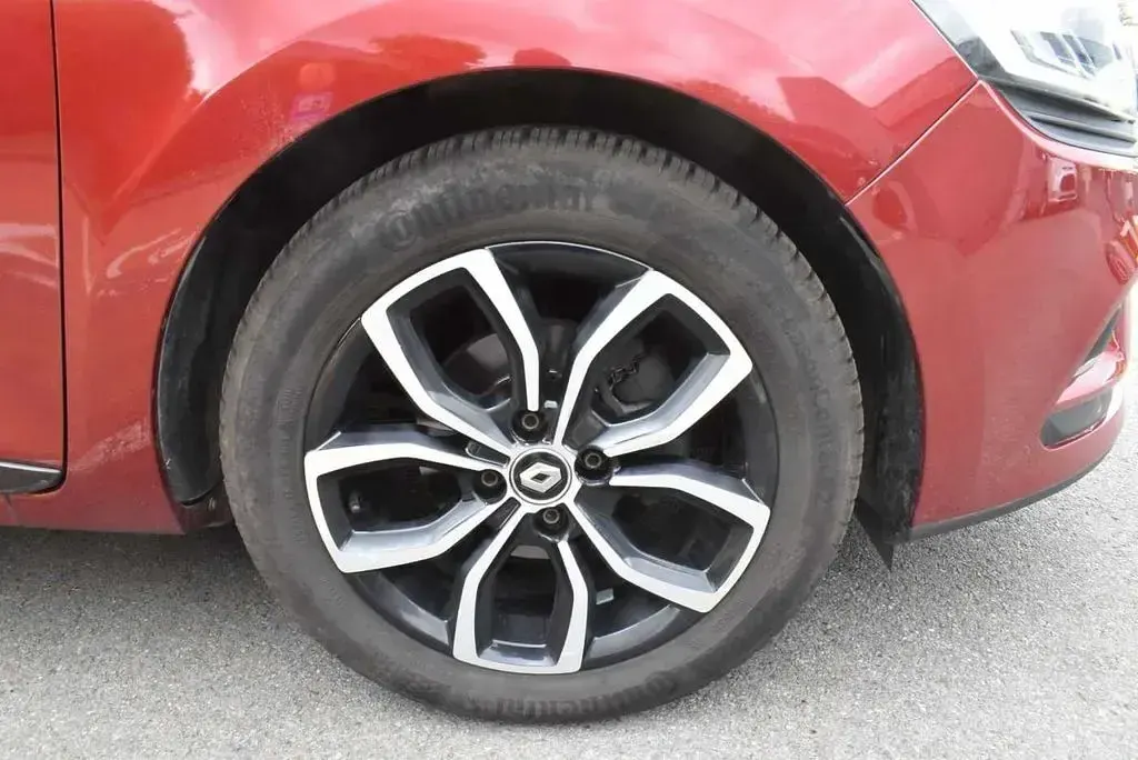 Gebraucht Renault Clio Intens 110 PS (80 kW) 2018 Rot Kombi