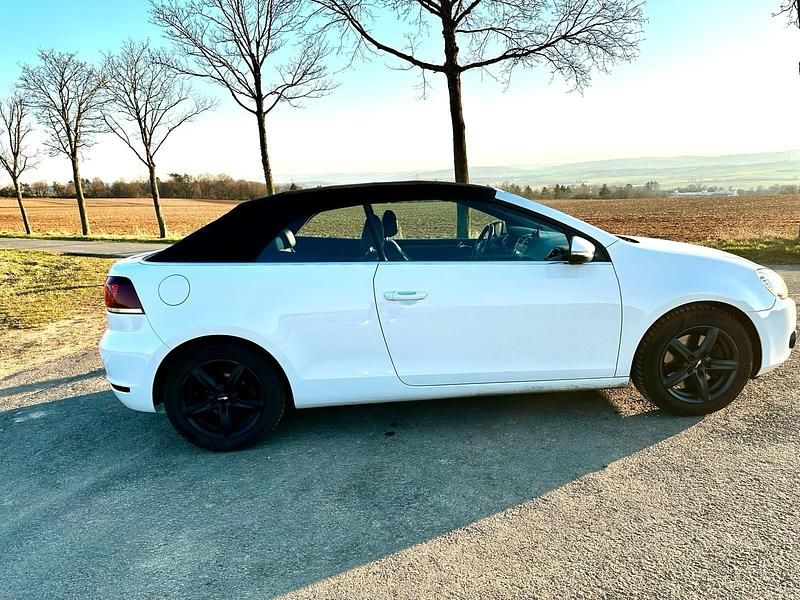 Gebraucht VW Golf Cabriolet Exclusive 160 PS (117 kW) 2012 Weiß Cabrio