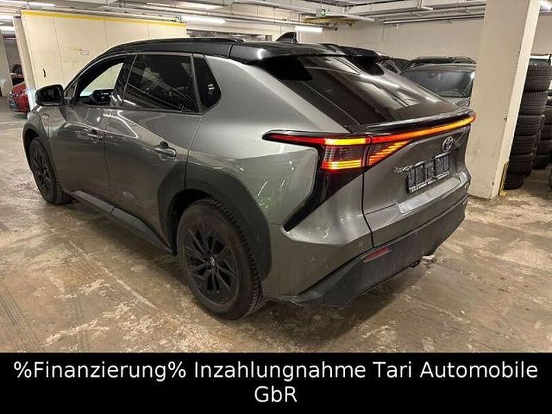 Gebraucht Toyota bZ4X 160 kW (218 PS) 2022 Grau SUV