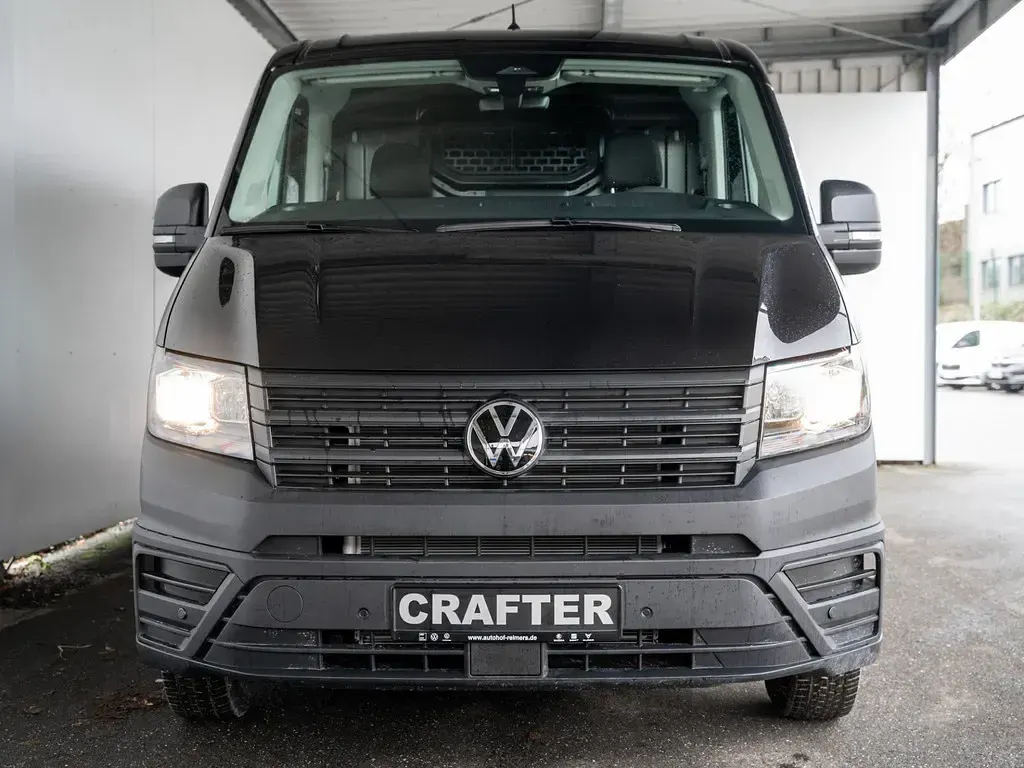 Neu VW Crafter 177 PS (130 kW) 2025 Schwarz / deep black Van