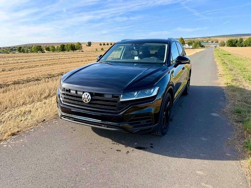 Schwarz Gebraucht 2020 VW Touareg R-line SUV | 37.500 € (Superpreis) - Bild 1/4