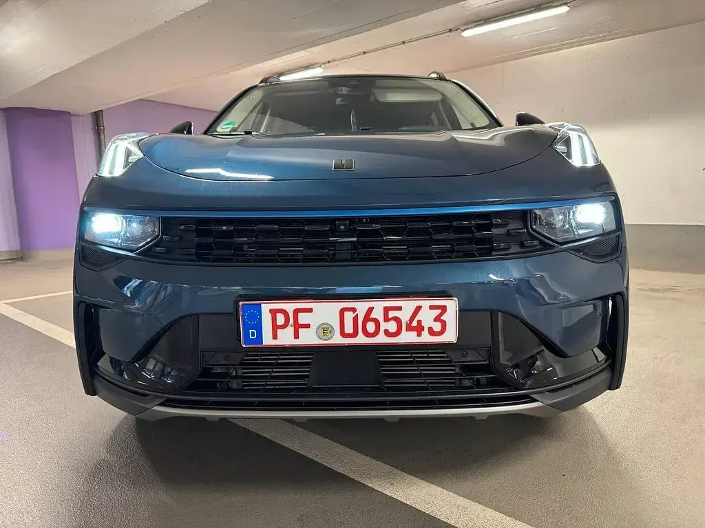 Gebraucht Lynk & Co 01 179 PS (131 kW) 2022 Blau SUV
