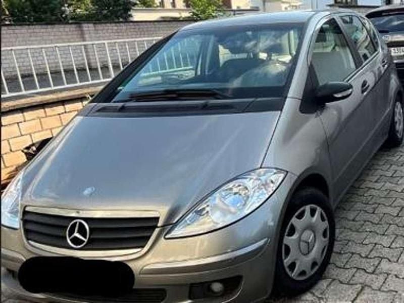 Grau Gebraucht 2007 Mercedes A180 Classic Limousine | 3.998 € (Guter Preis) - Bild 1/3