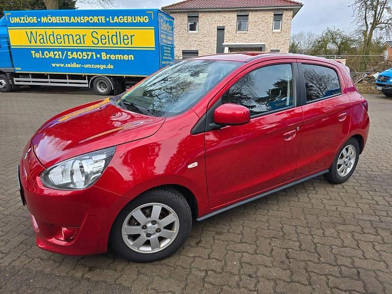 Gebraucht Mitsubishi Space Star Top 80 PS (58 kW) 2014 Rot Van / Kleinbus