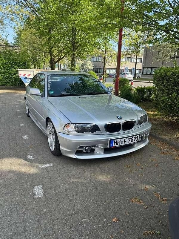 Silber Gebraucht 2000 BMW 318 Coupé | 1.800 € (Fairer Preis) - Bild 1/4