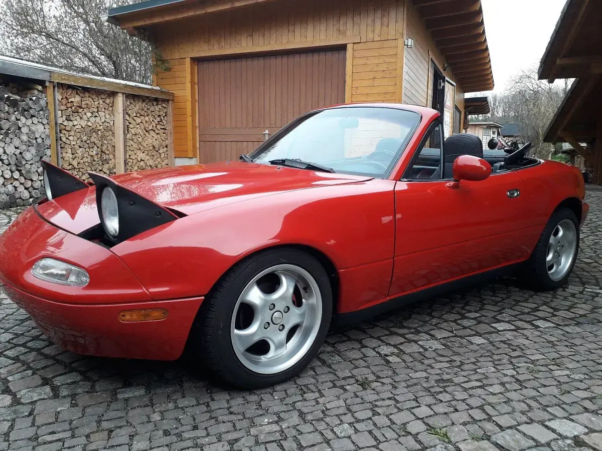 Gebraucht Mazda MX5 116 PS (85 kW) 1992 Rot Cabrio