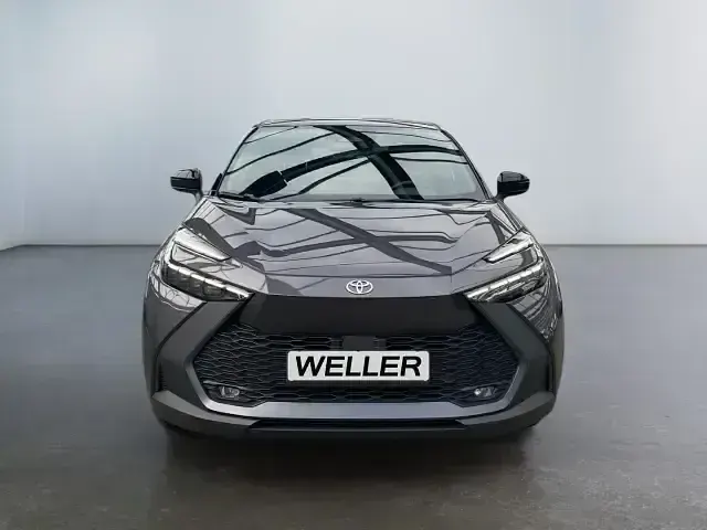 Gebraucht Toyota C-HR 140 PS (102 kW) 2025 Grau SUV