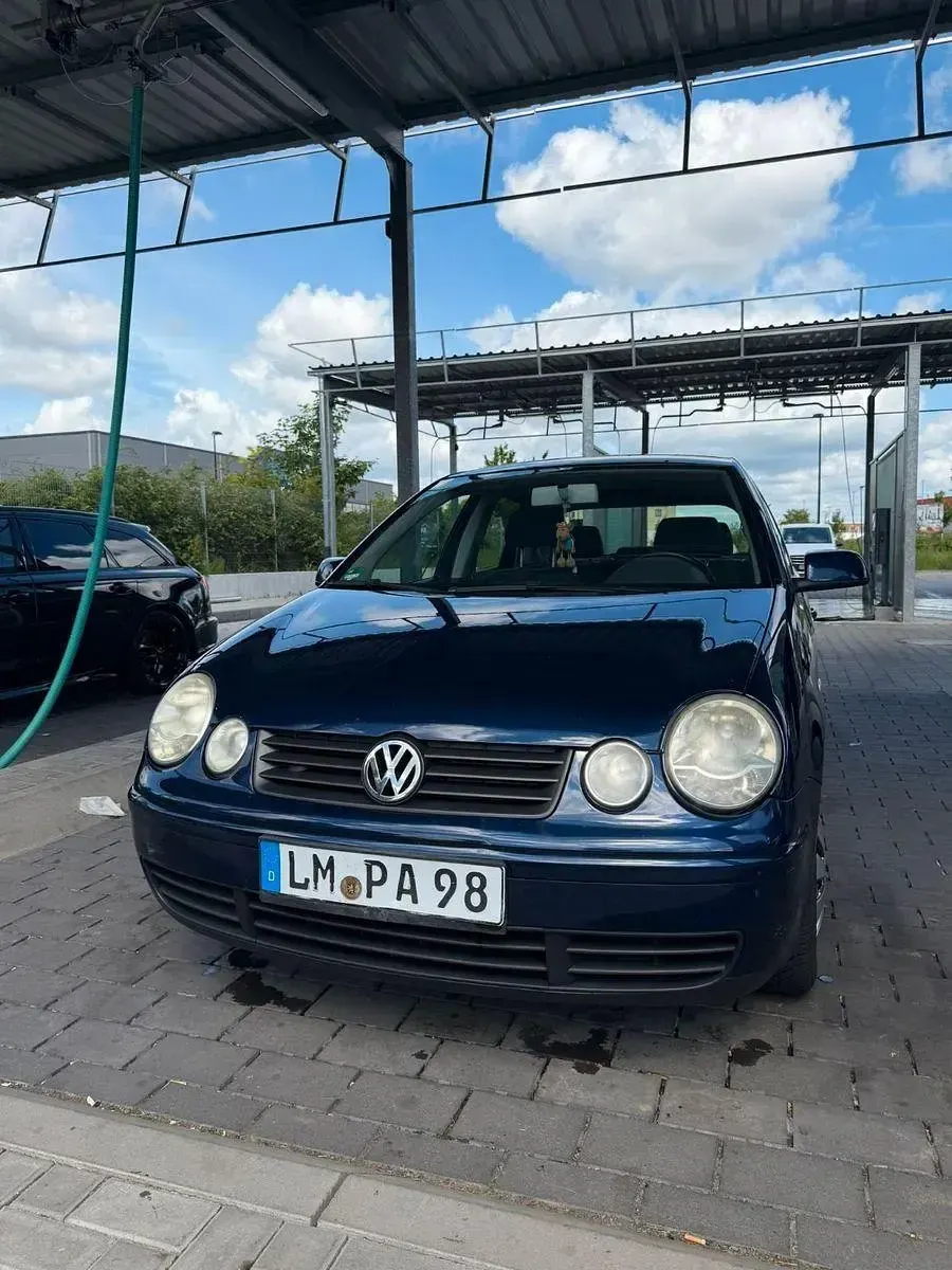 Gebraucht VW Polo Basis 64 PS (47 kW) 2006 Blau Kleinwagen