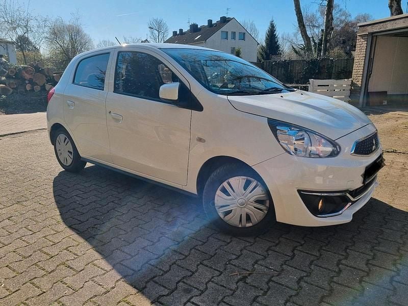 Gebraucht Mitsubishi Space Star 71 PS (52 kW) 2019 Weiß Kleinwagen