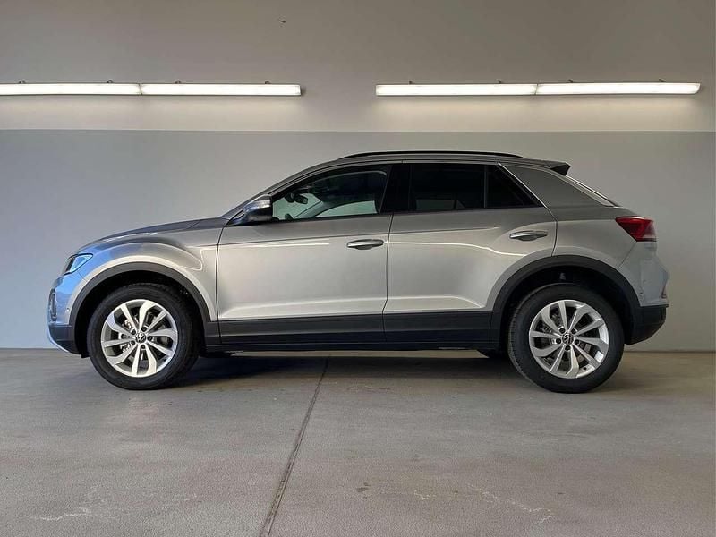 Neu VW T-Roc Life 150 PS (110 kW) 2026 [k2k2] pyrit silber me... SUV