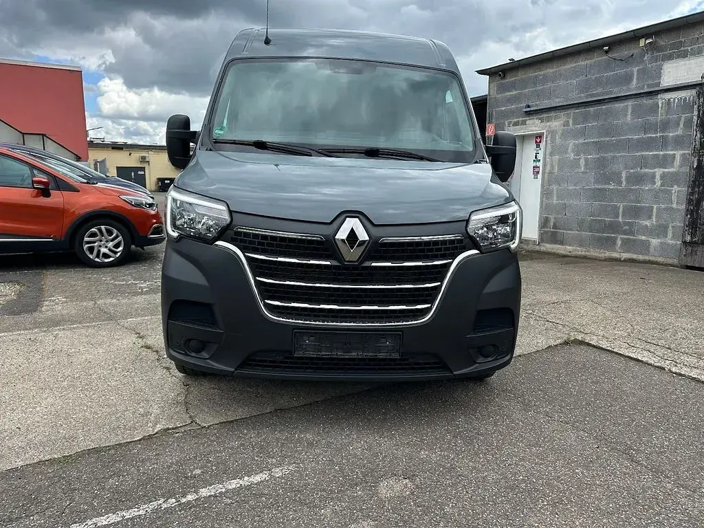 Gebraucht Renault Master Komfort 150 PS (110 kW) 2022 Grau Van / Kleinbus