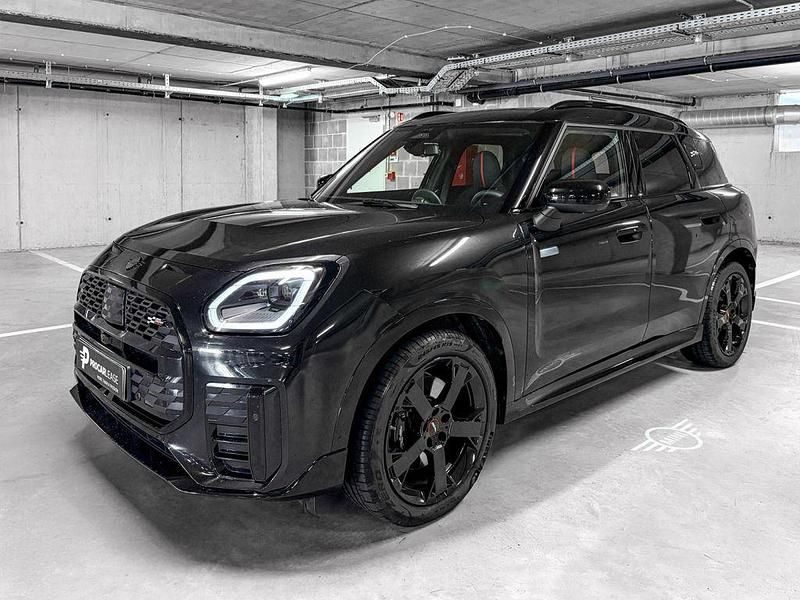 Schwarz Gebraucht 2024 Mini John Cooper Works Countryman SUV | 44.500 € - Bild 1/4