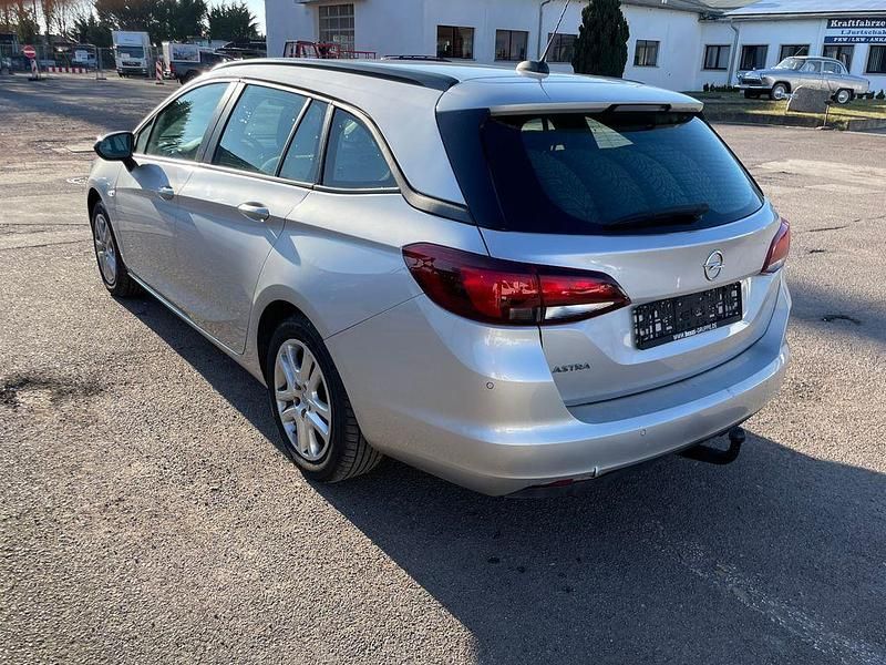 Gebraucht Opel Astra Edition 105 PS (77 kW) 2021 Silber Kombi