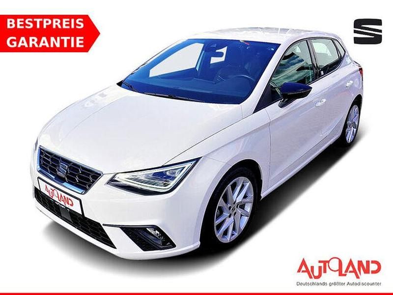 Weiß Gebraucht 2022 Seat Ibiza FR Kleinwagen | 18.490 € (Teuer) - Bild 1/4