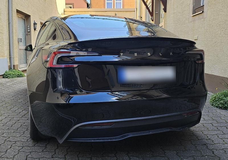Gebraucht Tesla Model 3 RWD 208 kW (283 PS) 2023 Schwarz Limousine