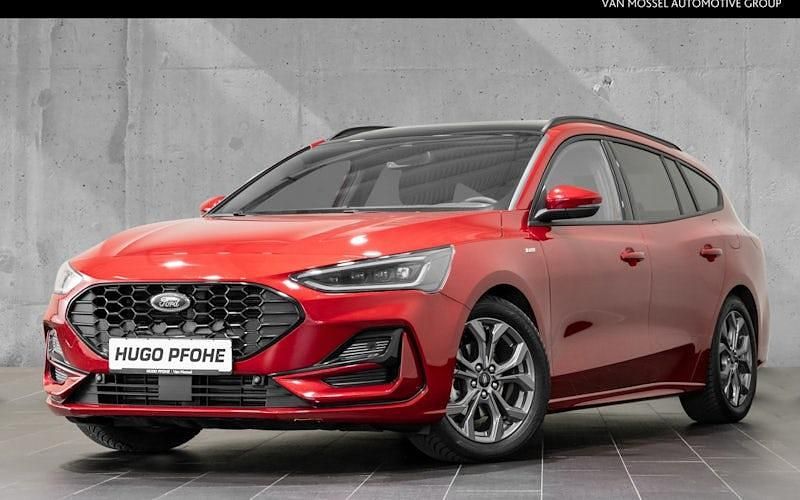 Gebraucht Ford Focus ST-Line 155 PS (114 kW) 2024 Fantastic red Kombi