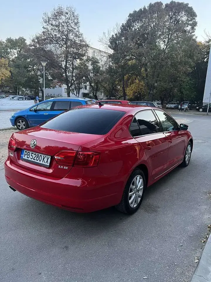 Używany VW Jetta Sport 170 KM (125 kW) 2012 Sedan/Limuzyna