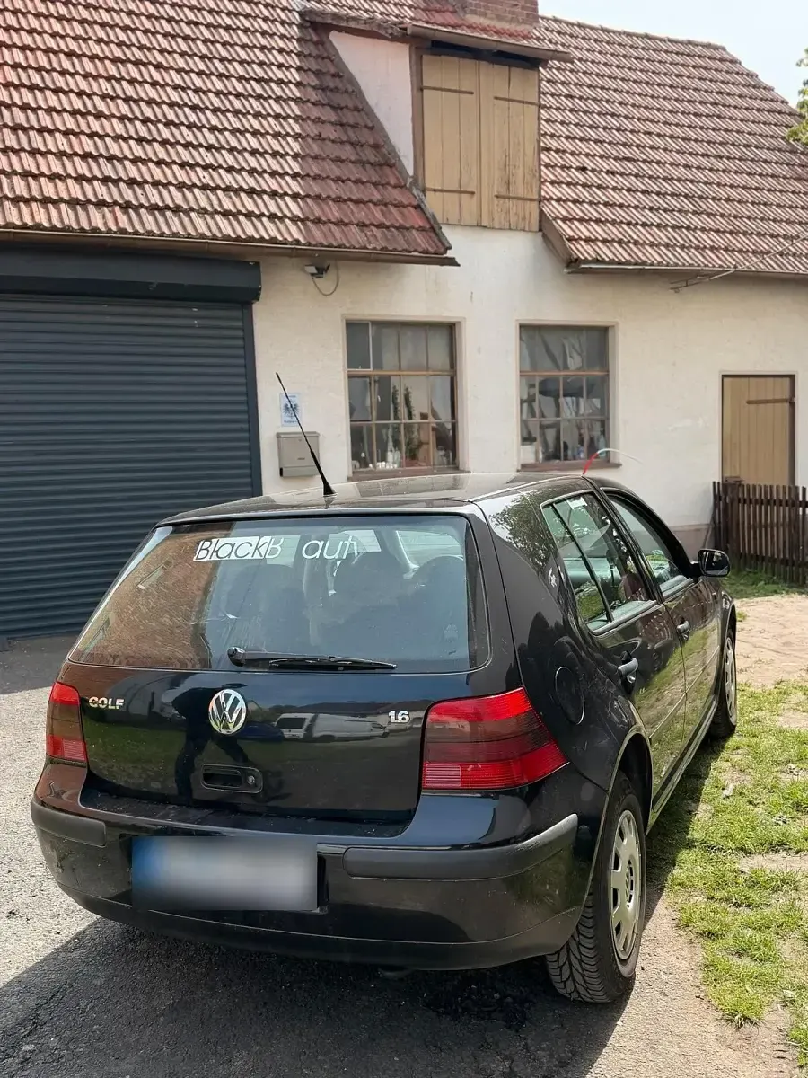 Gebraucht VW Golf IV 102 PS (75 kW) 2003 Schwarz Kleinwagen