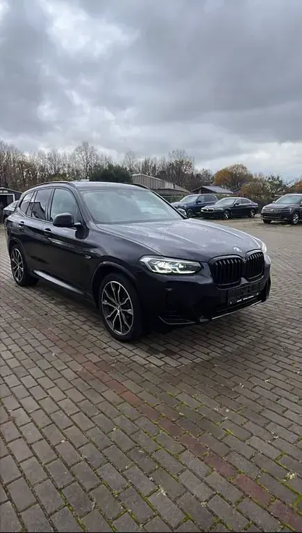 Gebraucht BMW X3 M Sport 184 PS (135 kW) 2022 Schwarz SUV