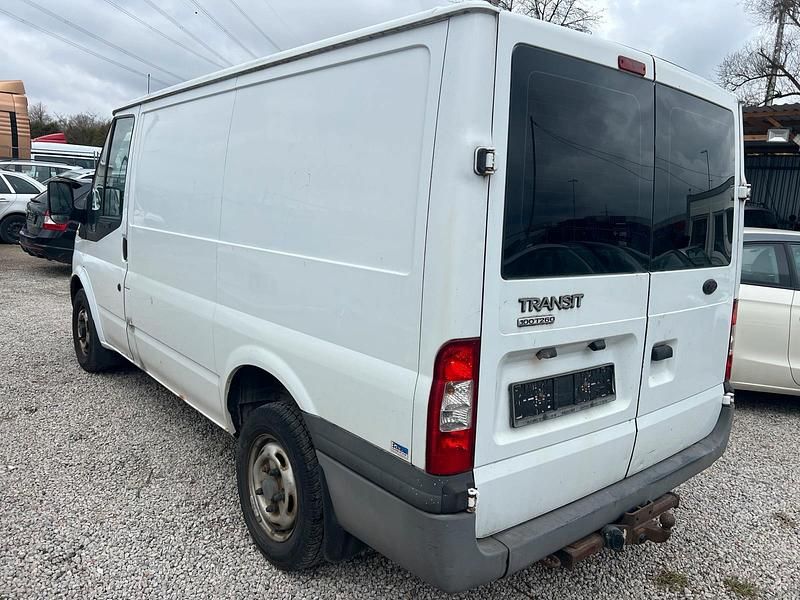 Gebraucht Ford Tourneo 101 PS (74 kW) 2013 Weiß Van / Kleinbus