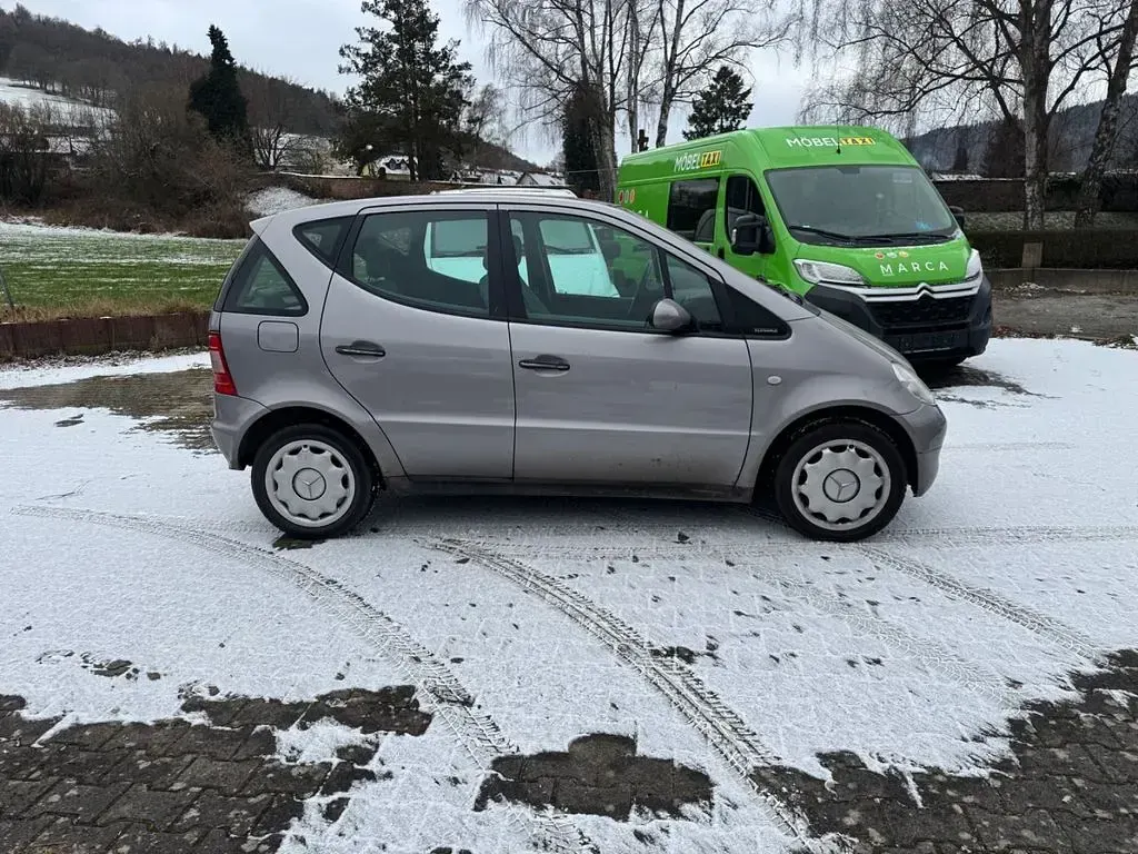 Gebraucht Mercedes A160 102 PS (75 kW) 2000 Grau Kleinwagen