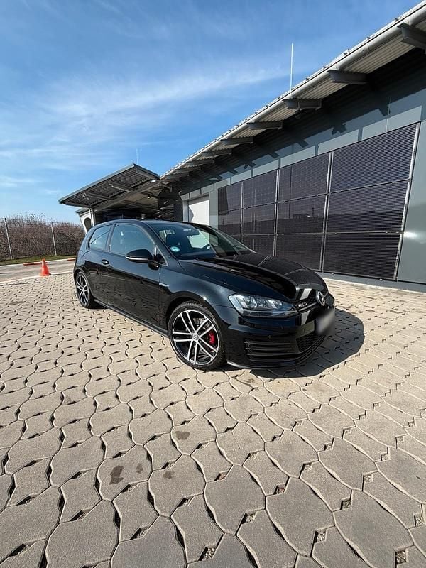 Gebraucht VW Golf GTD 182 PS (133 kW) 2015 Schwarz Coupé