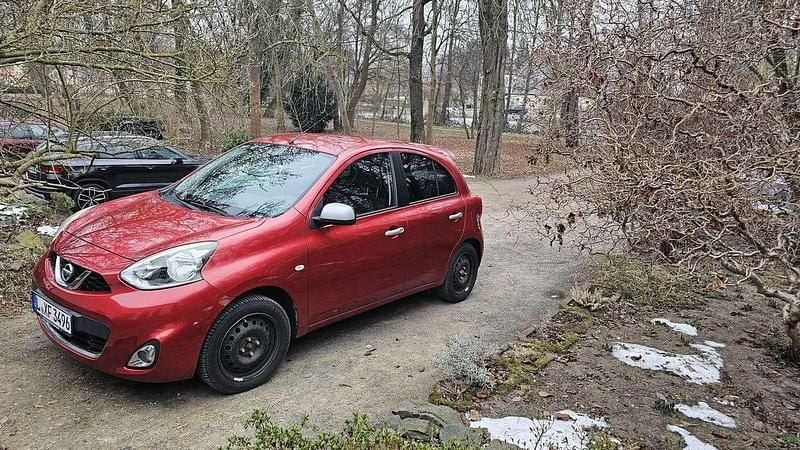 Gebraucht Nissan Micra N-TEC 98 PS (72 kW) 2015 Rot Limousine