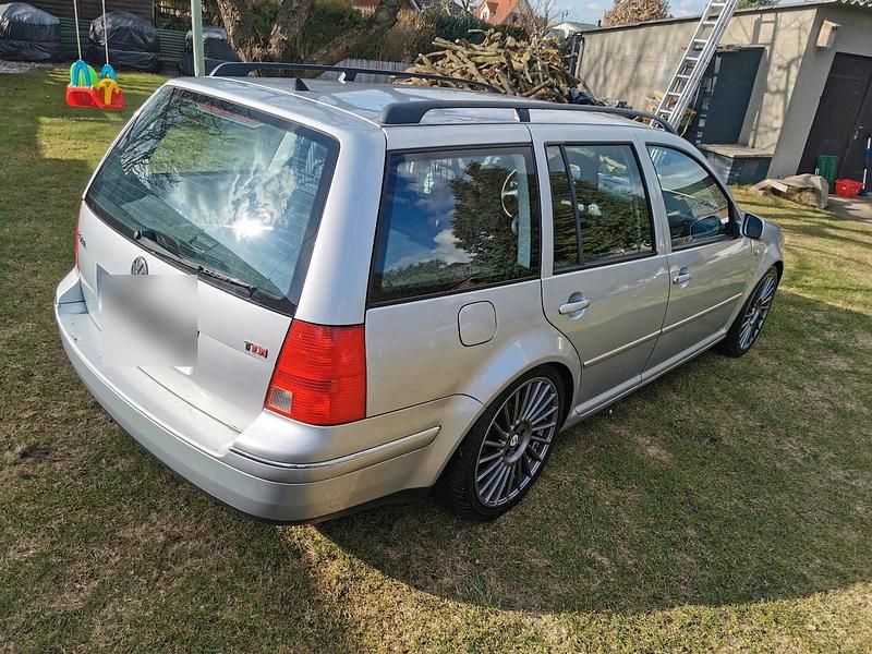 Gebraucht VW Bora 130 PS (95 kW) 2002 Silber Kombi