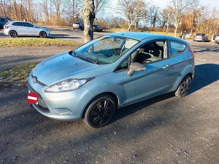 Gebraucht Ford Fiesta 82 PS (60 kW) 2009 Grau Kleinwagen