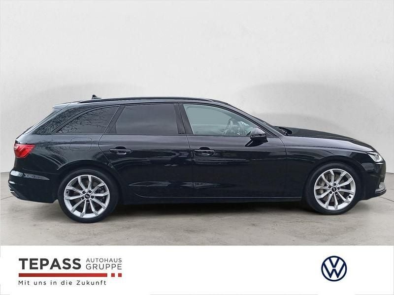 Gebraucht Audi A4 Basis 286 PS (210 kW) 2023 Schwarz Kombi