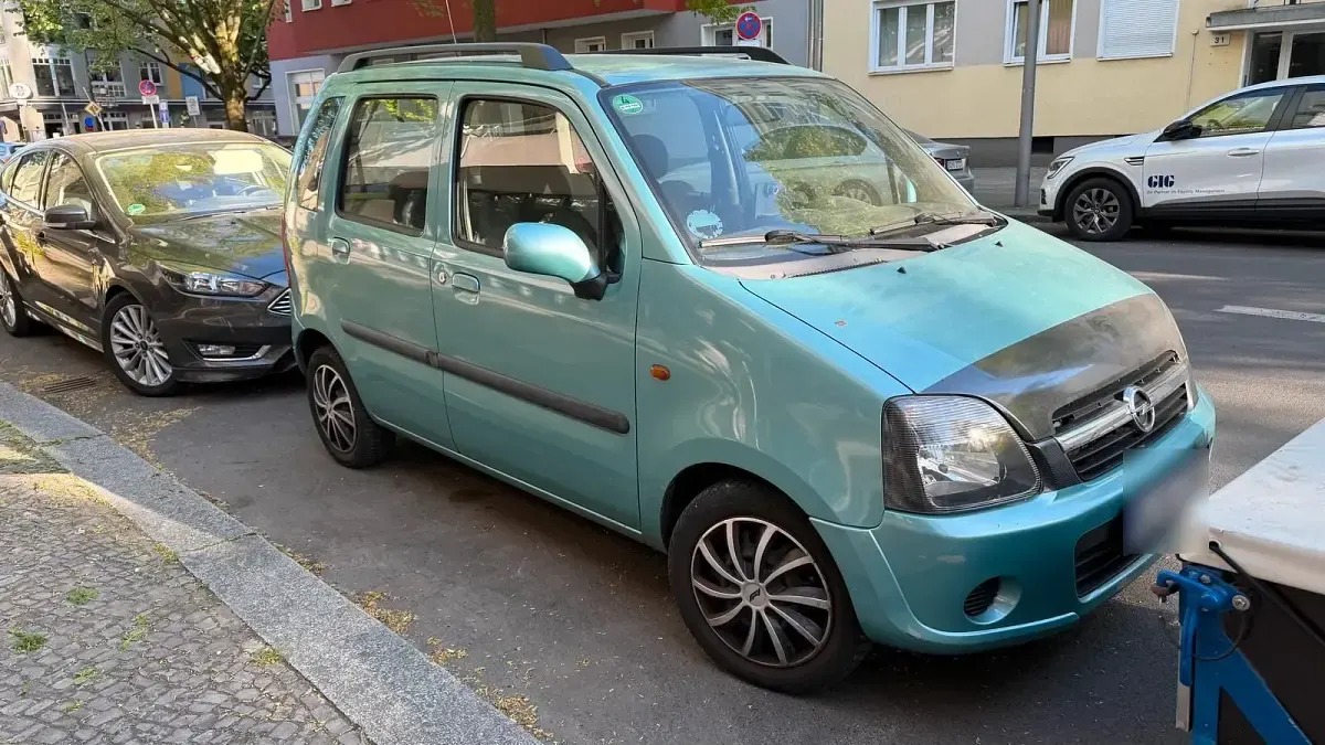 Gebraucht Opel Agila 80 PS (58 kW) 2004 Blau Van / Kleinbus