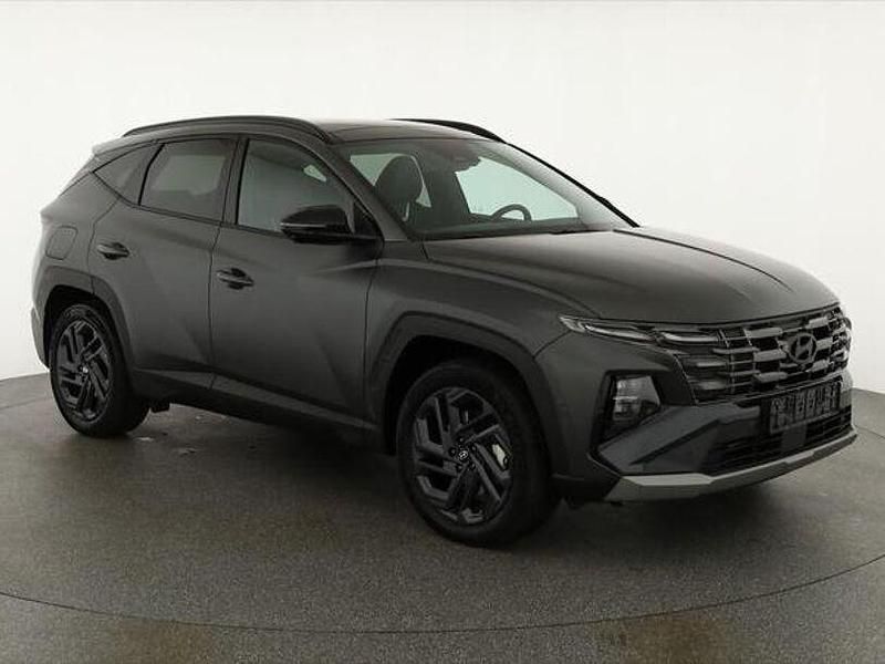 Pine green matt Gebraucht 2024 Hyundai Tucson SUV | 36.530 € (Etwas zu teuer) - Bild 1/1