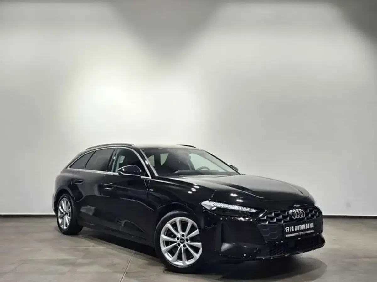 Gebraucht Audi A5 299 PS (219 kW) 2025 Mythosschwarz metallic Kombi