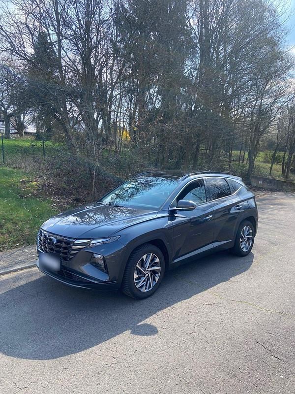 Gebraucht Hyundai Tucson 180 PS (132 kW) 2023 Grau SUV