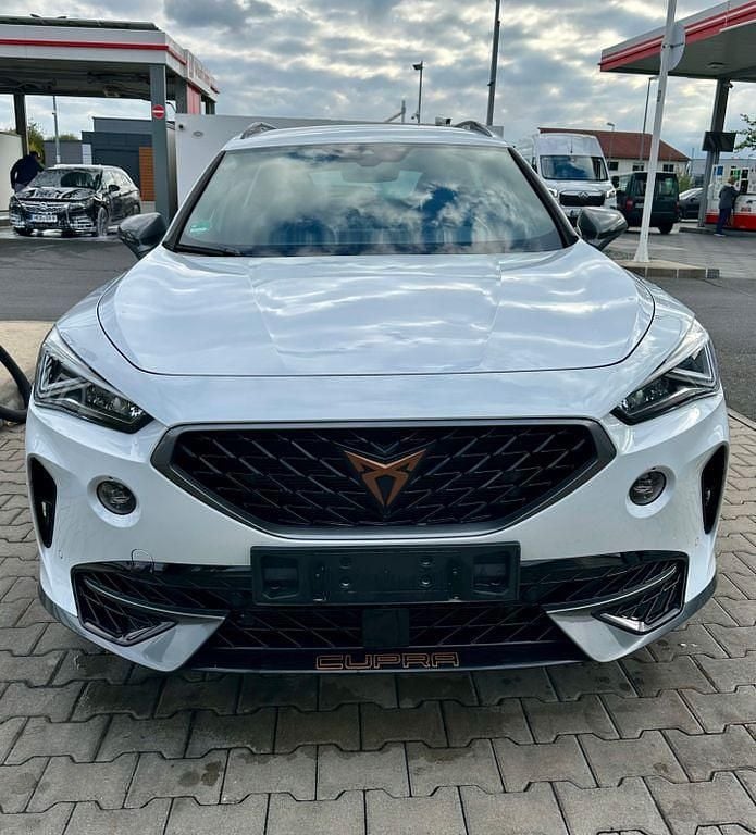 Weiß Gebraucht 2022 Cupra Formentor VZ SUV | 29.999 € (Fairer Preis) - Bild 1/4