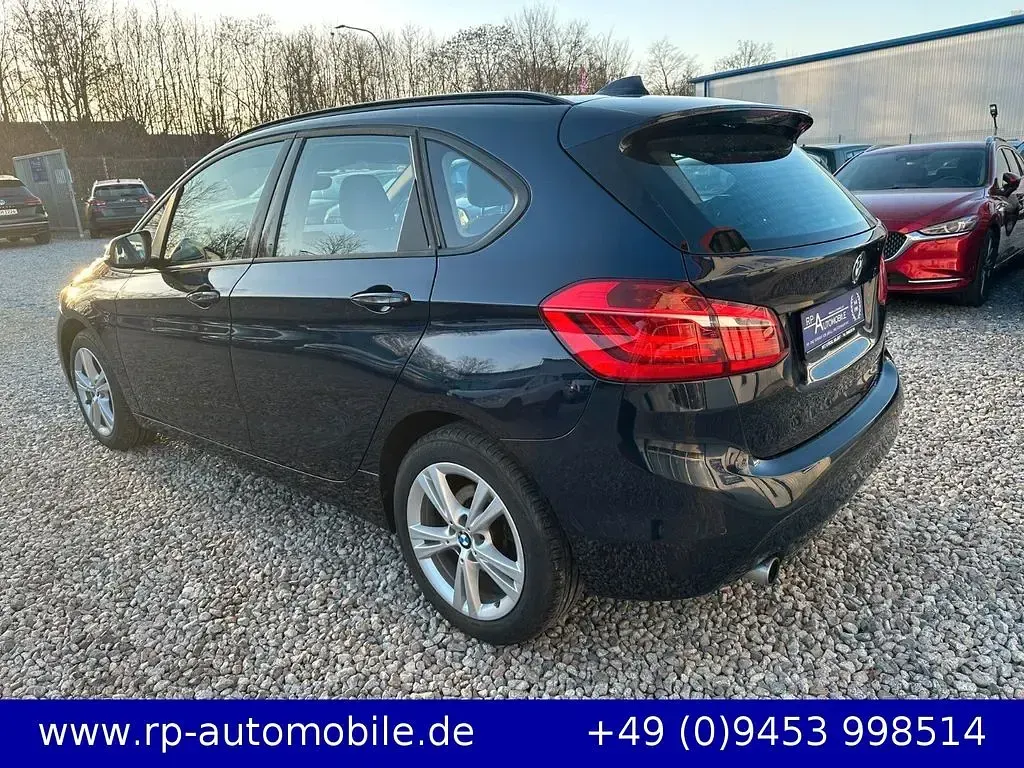 Używany BMW 218 Active Tourer 150 KM (110 kW) 2017 Niebieski Minivan