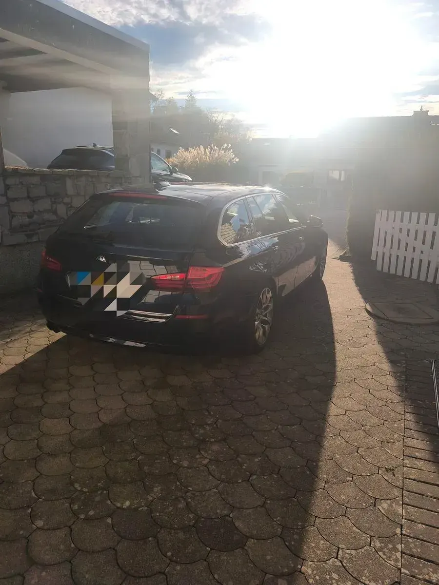 Gebraucht BMW 525 Luxury Line 218 PS (160 kW) 2017 Blau Kombi