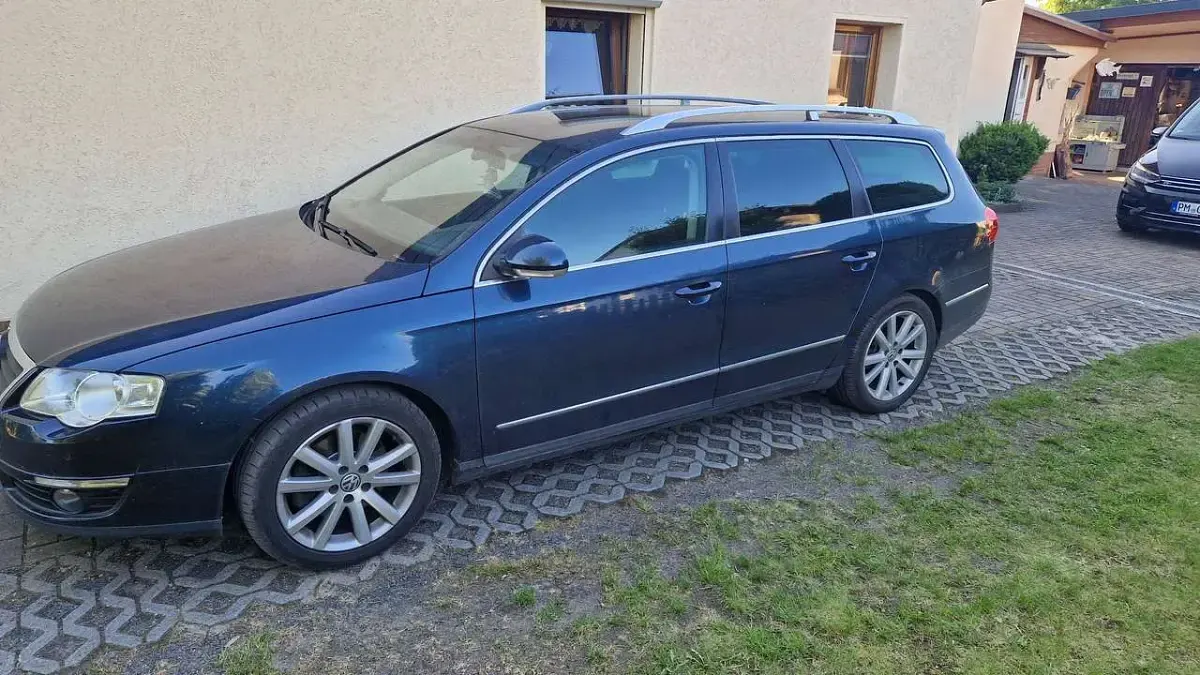 Gebraucht VW Passat Highline 140 PS (102 kW) 2008 Blau Kombi