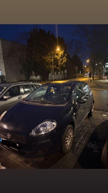 Gebraucht Fiat Punto Dynamic 68 PS (50 kW) 2010 Blau Kleinwagen