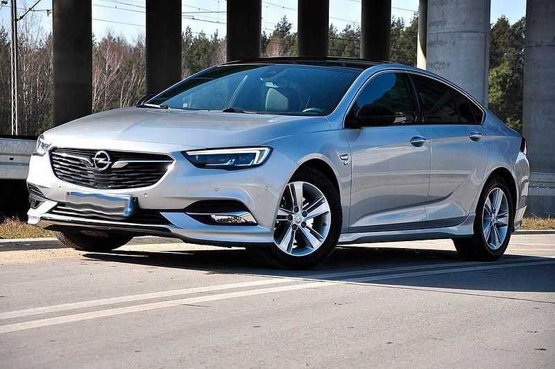 Gebraucht Opel Insignia OPC 200 PS (147 kW) 2019 Silber Limousine
