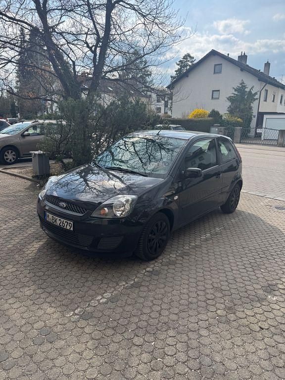 Gebraucht Ford Fiesta 69 PS (50 kW) 2008 Schwarz Kleinwagen