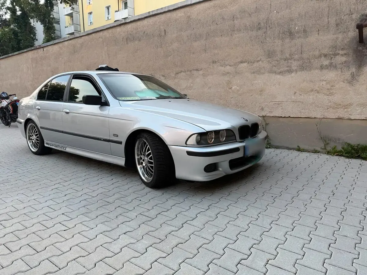 Gebraucht BMW 520 Basis 170 PS (125 kW) 2000 Silber Limousine