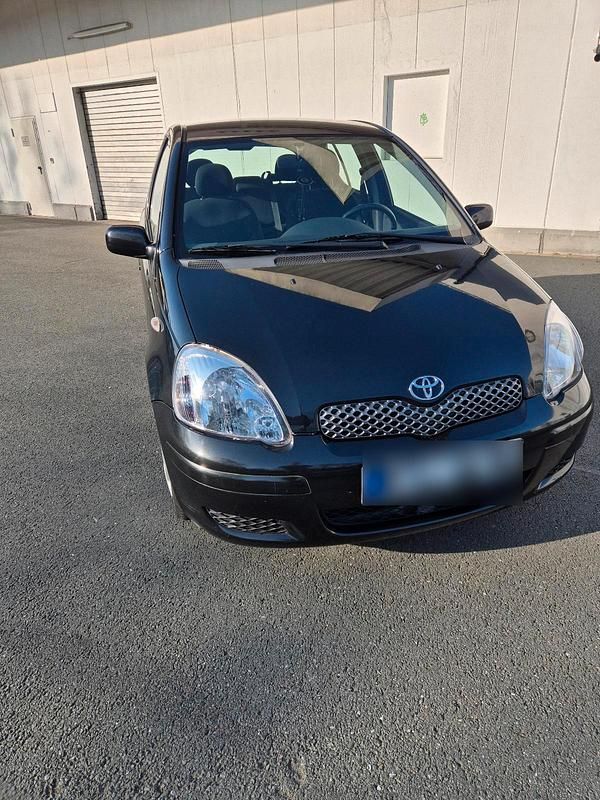 Gebraucht Toyota Yaris 68 PS (50 kW) 2005 Schwarz Kleinwagen