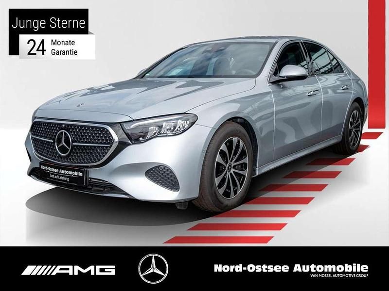 Metalliclack hightechsilber Gebraucht 2024 Mercedes E220 Avantgarde Limousine | 48.290 € (Superpreis) - Bild 1/4