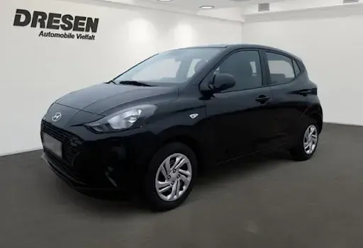 Gebraucht Hyundai i10 Select 63 PS (46 kW) 2024 Schwarz Kleinwagen