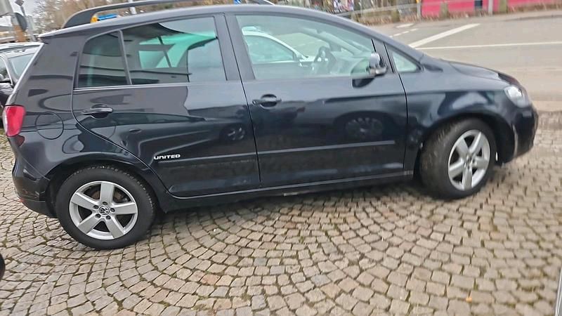 Gebraucht VW Golf VI United 102 PS (75 kW) 2008 Schwarz Kleinwagen