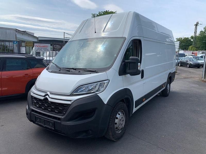 Weiß Gebraucht 2020 Citroën Jumper Van / Kleinbus | 13.999 € (Superpreis) - Bild 1/4